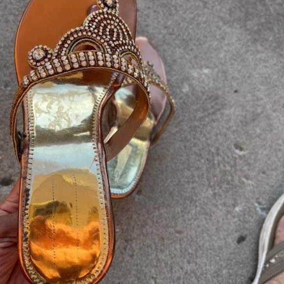 Fancy  wedge sandals wide size 7  for wide feet’s - Picture 3 of 4